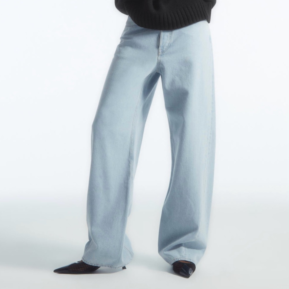 New COS Facade Low Rise Relaxed Straight Leg Jeans light blue 27 sold out